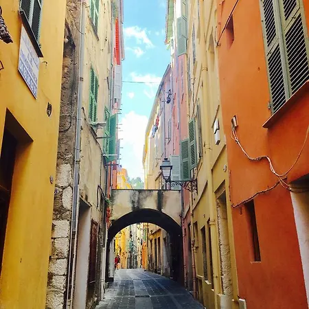 Les Glycines * Menton