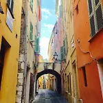 Les Glycines * Menton