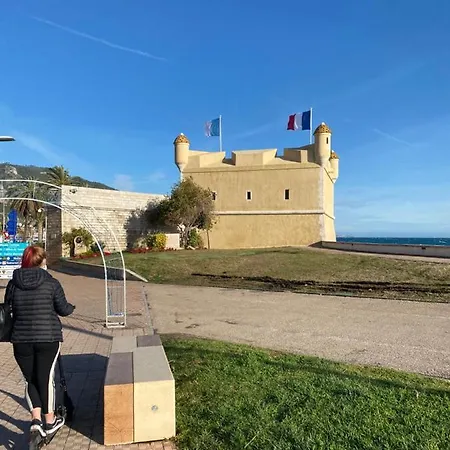 شقة Les Glycines *