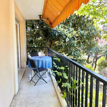 Les Glycines Apartman