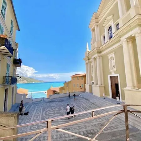 Les Glycines * Menton