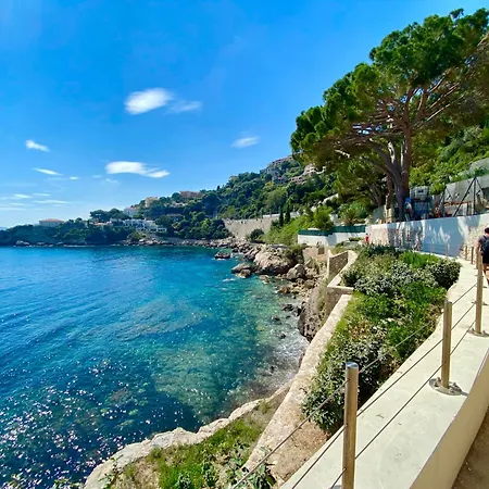 Les Glycines Apartman